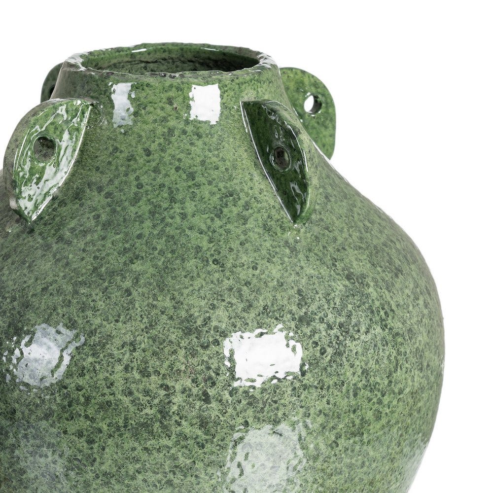 Vază decorativă din ceramică verde glazurată cu profil pe piedestal – imagine principală cu volum rotunjit [5]