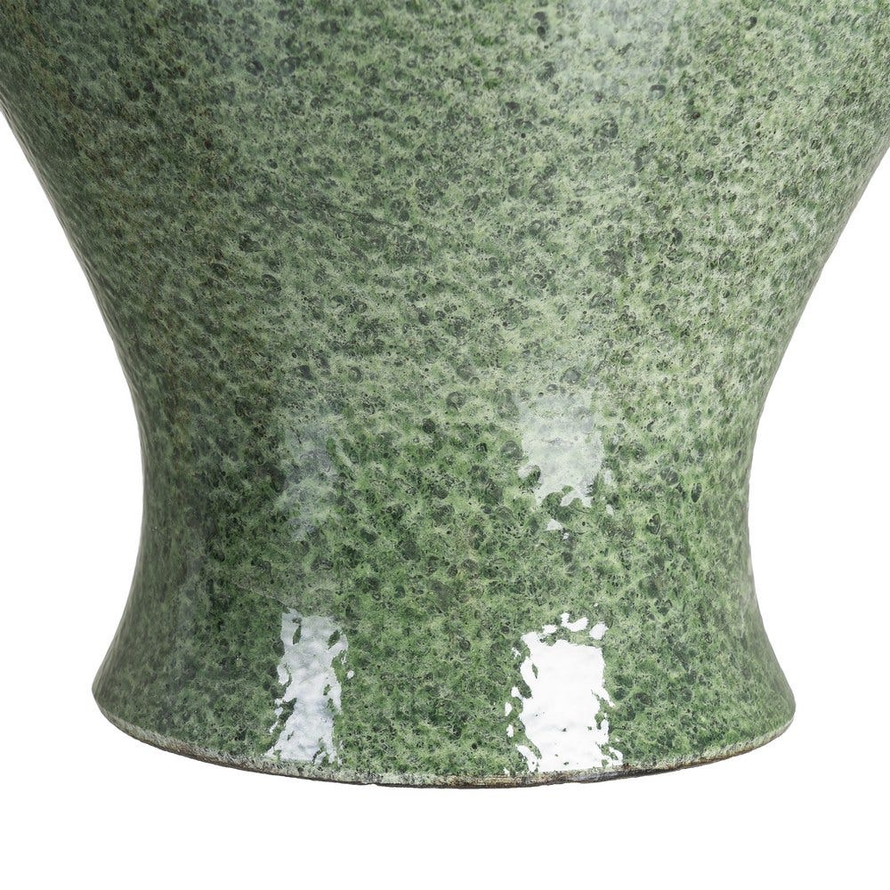 Vază decorativă din ceramică verde glazurată cu profil pe piedestal – imagine principală cu volum rotunjit [6]