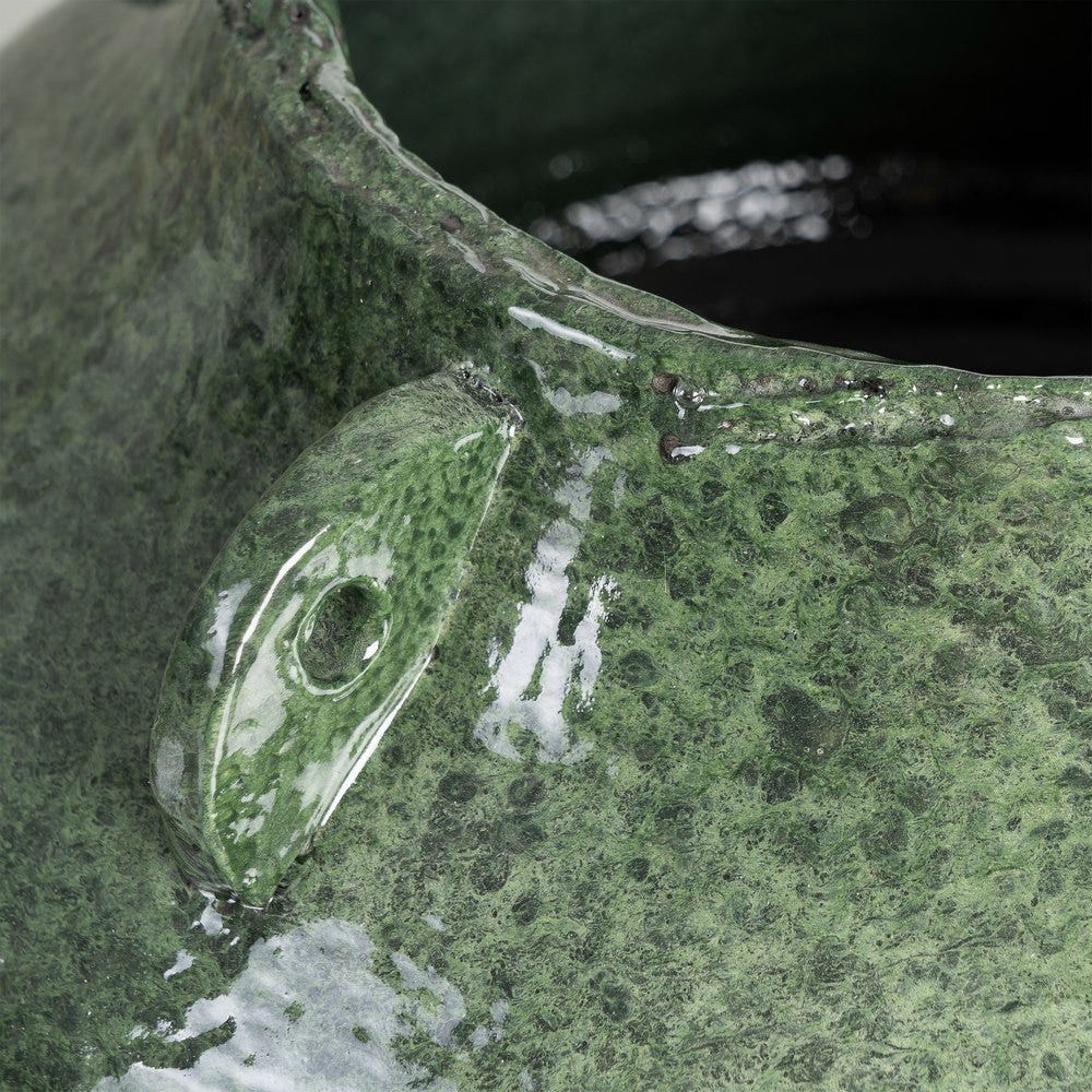 Vază decorativă din ceramică verde cu glazură lucioasă – gât scurt cu aplicații și bază evazată [5]