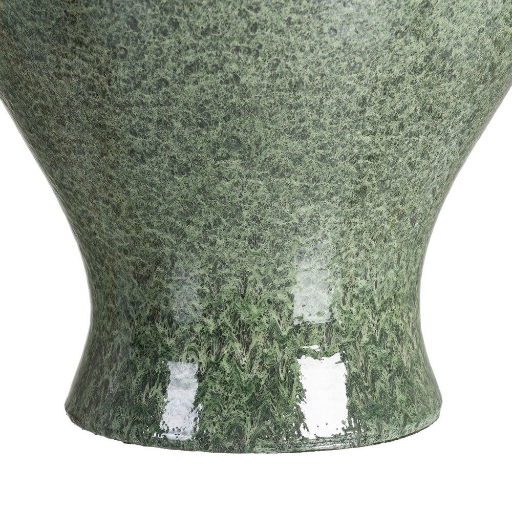 Vază decorativă din ceramică verde cu glazură lucioasă – gât scurt cu aplicații și bază evazată [6]