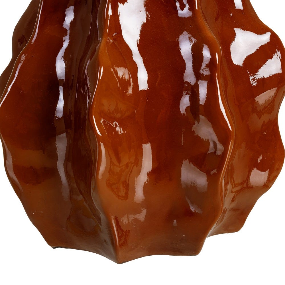 Vază din ceramică teracotă lucioasă cu volum sculptural ondulat – imagine principală pe consolă [6]