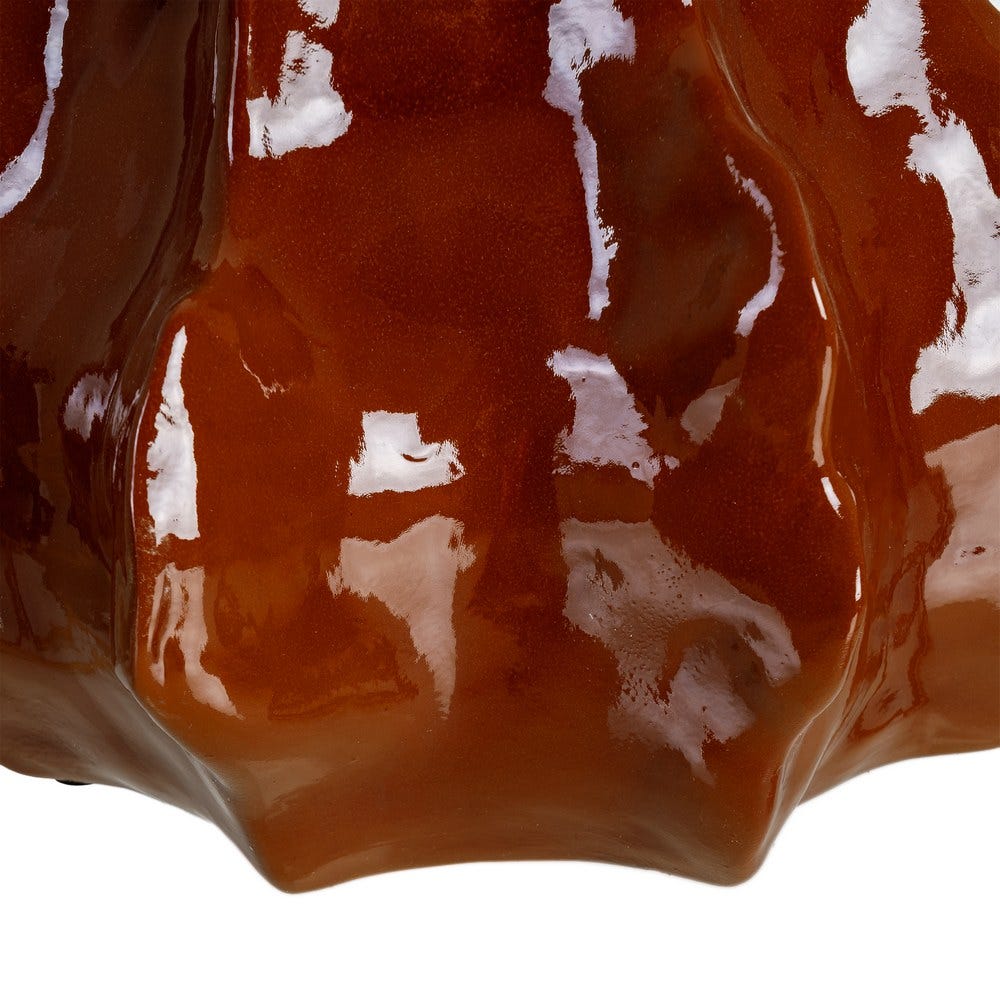 Vază din ceramică teracotă lucioasă cu siluetă joasă sculpturală – imagine principală pe masă [6]