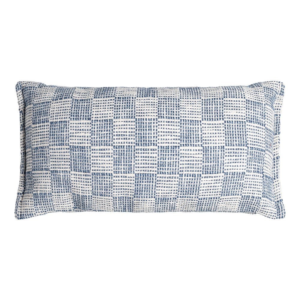 Mediteranean - Set 2 perne decorative dreptunghiulare albastre cu pătrățele mici țesute pe fundal alb