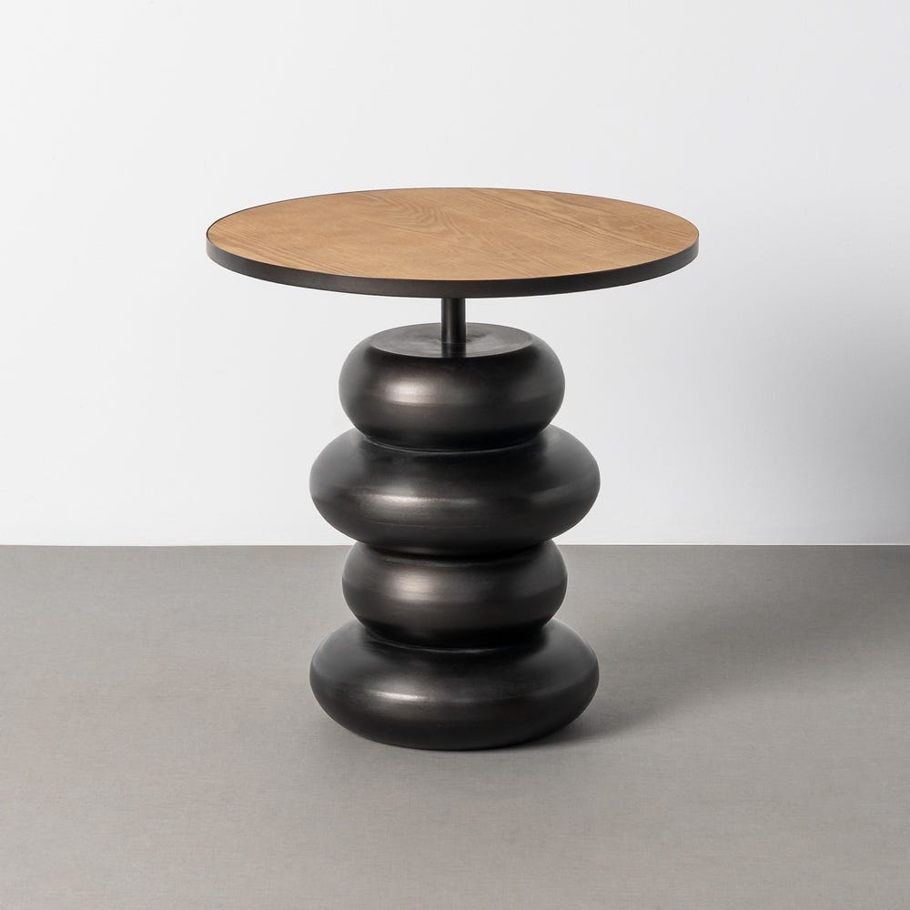 Stil de design - Măsuță de cafea din MDF și metal negru cu blat rotund de lemn și picior din patru discuri