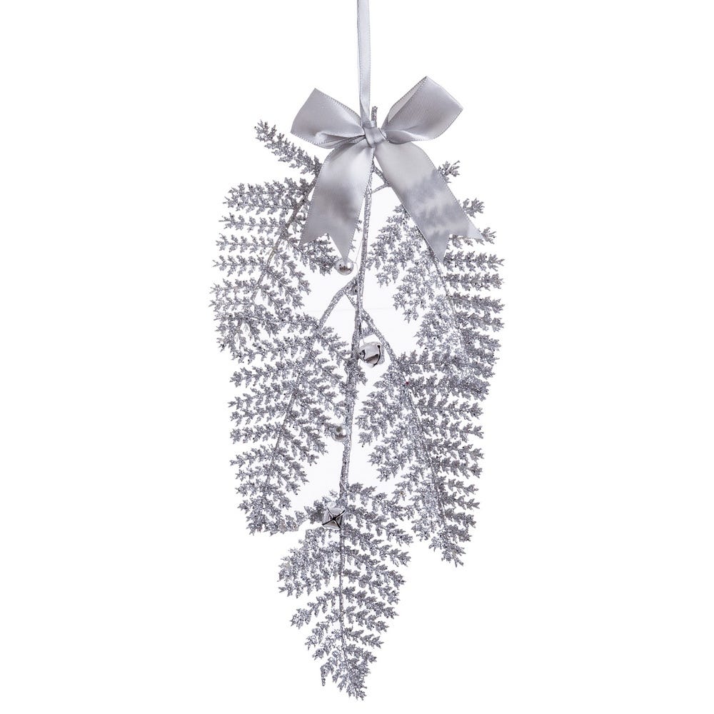 Obiecte decorative - Set 6 ramuri argintii din frunzulițe fine cu fundă satinată și clopoței mici pentru agățat în brad