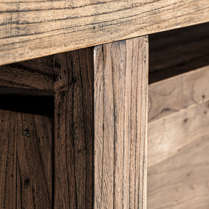 Bar din lemn masiv de ulm cu spații de depozitare [14]