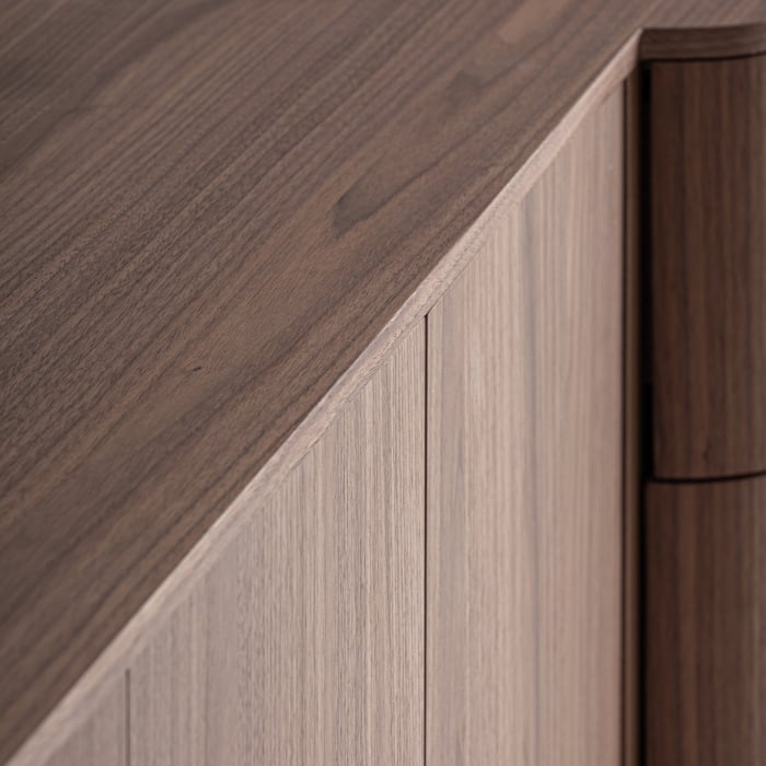 Bufet din lemn de nuc și MDF cu forme rotunjite și sertare laterale [6]