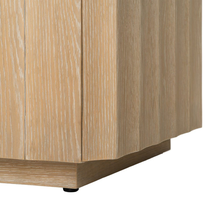 Bufet din lemn de stejar natural cu fronturi verticale [11]