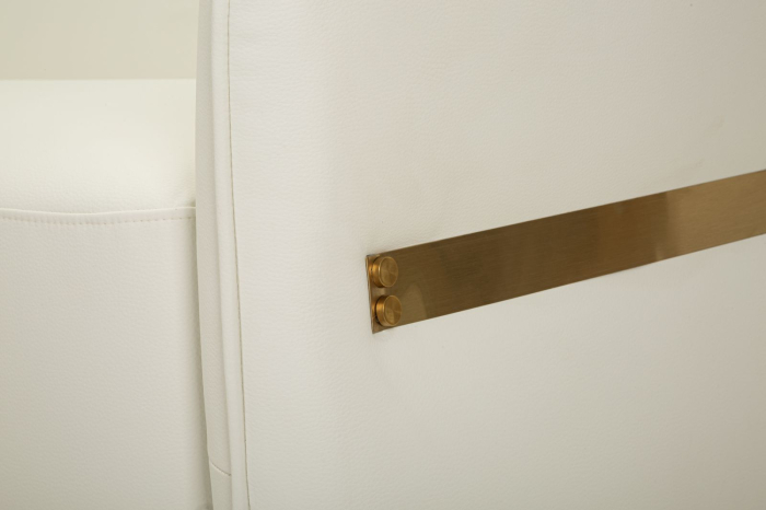 Canapea albă tapițată cu design curbat și detalii aurii design modern [4]