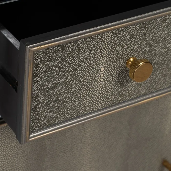 comoda cu usi aurii pentru dormitor elegant CreativDeco [10]
