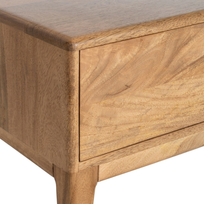 Comoda TV din lemn de mango cu trei sertare – imagine frontală, profil jos, picioare conice, fronturi line. [10]