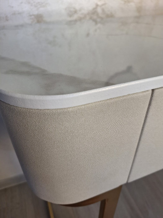 Consola 3 sertare Beauty, piele bej cu baza aurie - CreativDeco.ro [18]