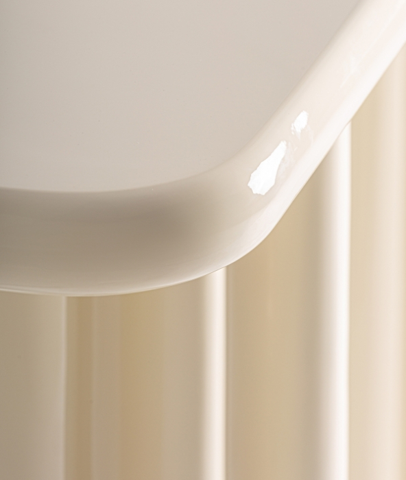 Consola din MDF crem cu blat drept si picioare masive Alba [2]