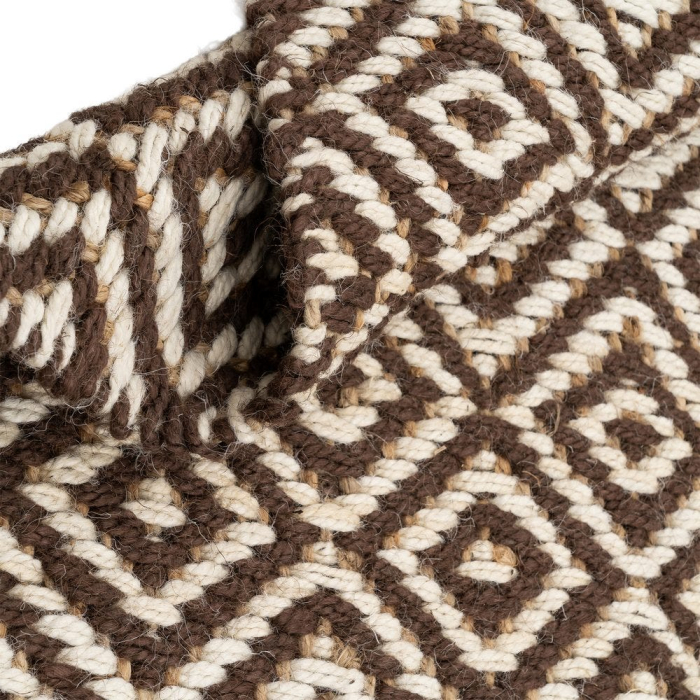 Covor din iută natural maro model geometric Altea – vedere de sus, romburi repetate, textură de iută. [3]