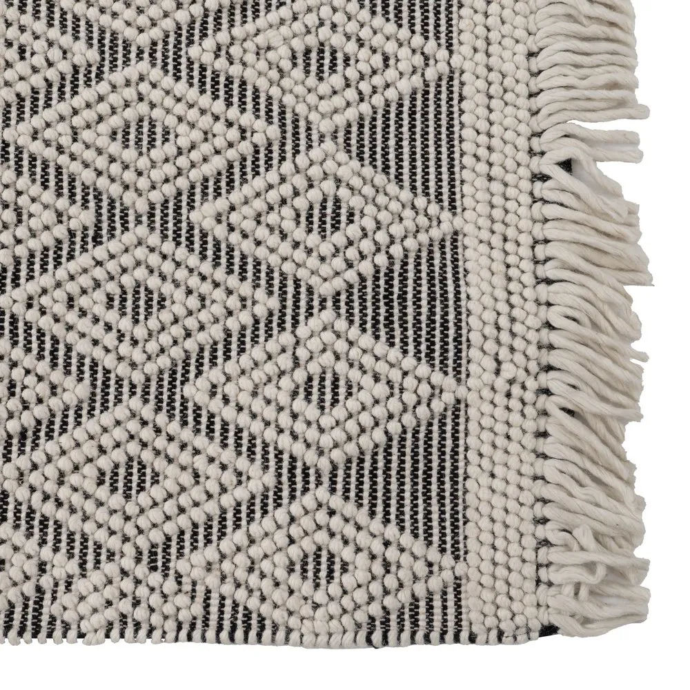 Covor mare alb-negru model etnic | Covoare statement CreativDeco [4]