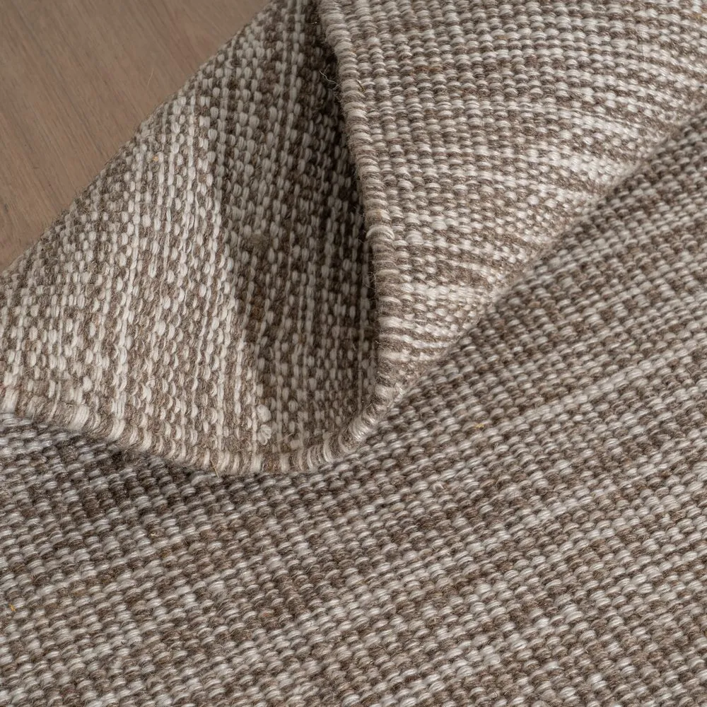 Covor minimalist maro | Covoare naturale pentru casa [3]