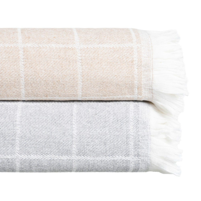 Cuvertură din bumbac gri perlat cu model in carouri si franjuri [2]