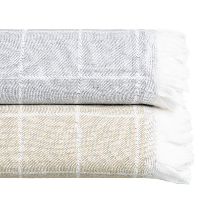 Cuvertură din bumbac gri perlat cu model in carouri si franjuri [3]