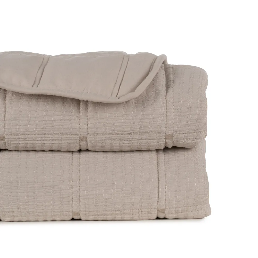 Cuvertura matlasata bej 180x260 cm | Cuverturi elegante [1]