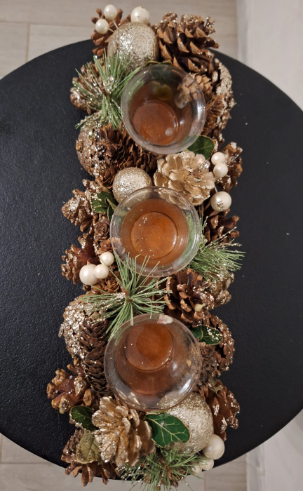 Suport Lumanari Craciun CreativDeco - Decor cu Conuri de Brad Aurii [4]