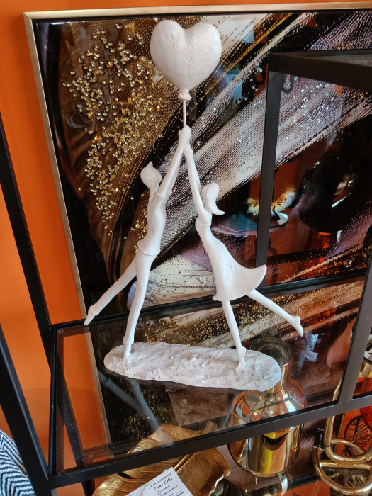 Decorațiune handmade din rășină albă, Cuplu cu inimă [13]