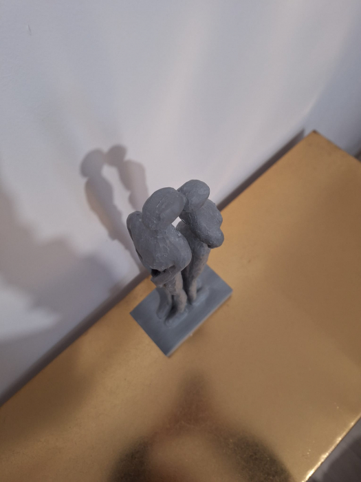 Figurina Cuplu spate in spate, rasina, gri - creativdeco.ro [5]
