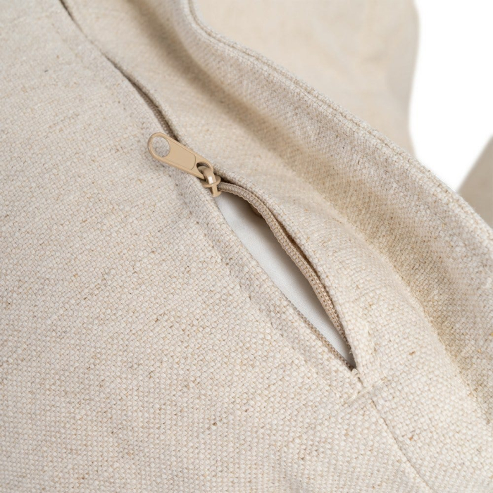 Fotoliu bej tapitat din stofă naturală cu perne generoase [7]