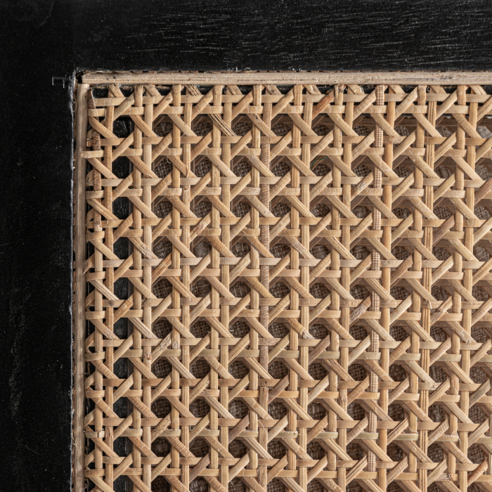 Fotoliu din lemn negru cu panouri din ratan si tapiterie crem Kaleb [8]