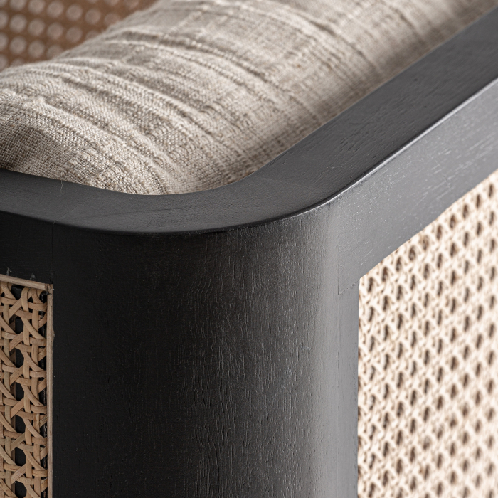 Fotoliu din lemn negru cu panouri din ratan si tapiterie crem Kaleb [9]