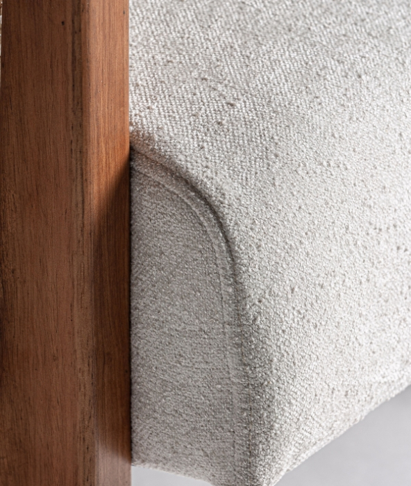 Fotoliu din ratan maro cu sezut tapitat si structura din lemn [6]