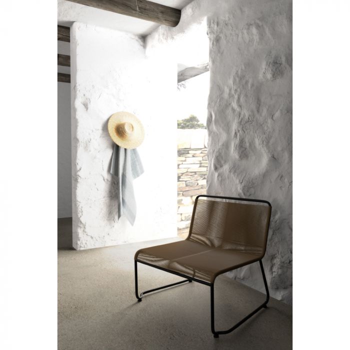 Fotoliu Cord din rattan sintetic și cadru metalic – vedere oblică în decor de grădină [2]