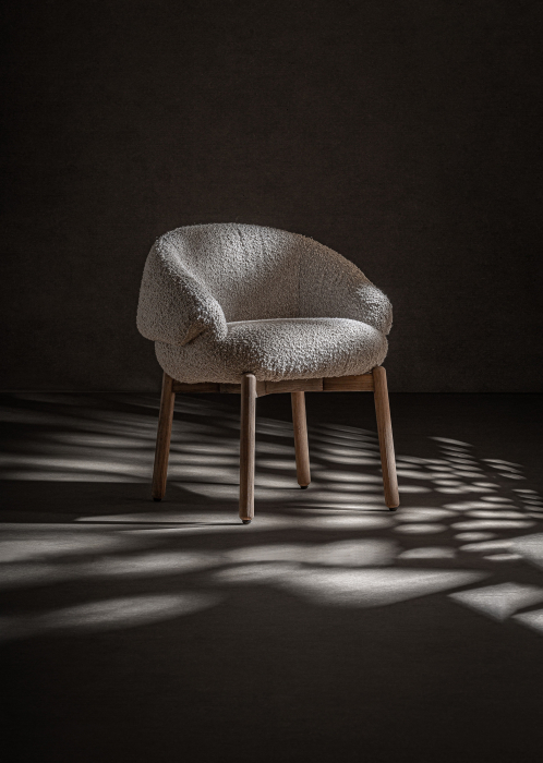 Fotoliu tapitat cu formă organică și structură din lemn Jacquard [7]