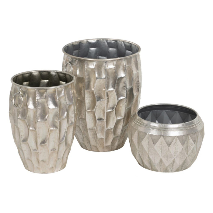 Ghiveci decorativ din metal argintiu cu textură martelată și două mânere inelare pe laterale [3]