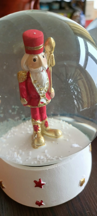 Decoratiuni Craciun | Glob de Apa Spargatori de Nuci - creativdeco.ro [2]