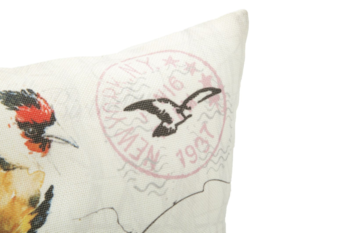 Husă pentru pernă decorativă crem cu pasăre cântătoare în acuarelă, flori roșii și ștampile vintage [4]