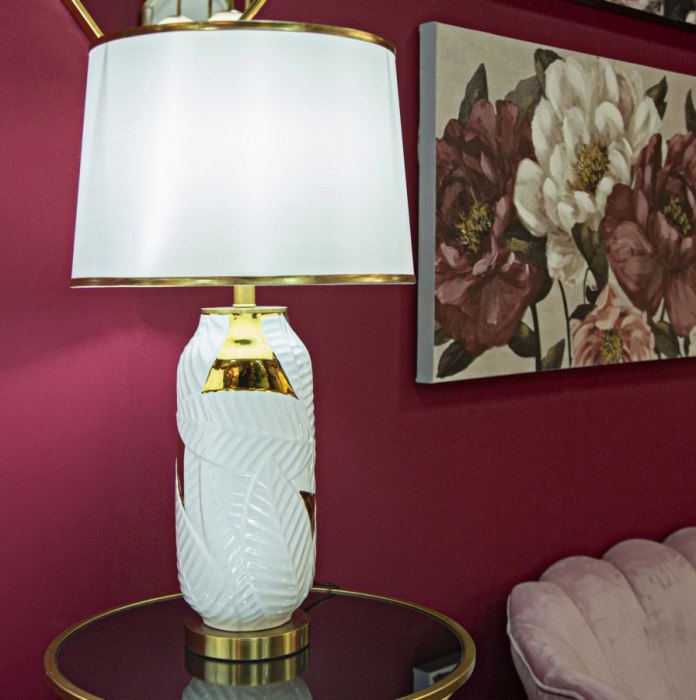 Veioza ceramica alba cu accente aurii CreativDeco [2]