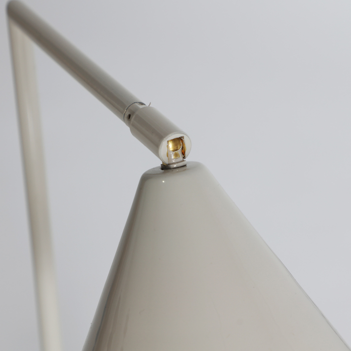 Lampă de masă cu bază din marmură sintetică bej și structură metal albă [3]