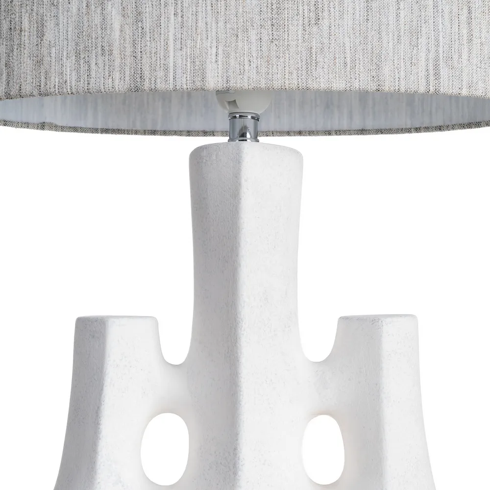 Lampă de masă ceramică albă abstractă cu decupaje și abajur gri [3]