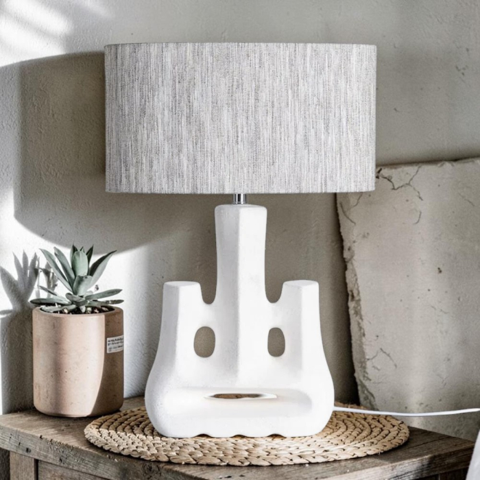 Lampă de masă ceramică albă abstractă cu decupaje și abajur gri [2]