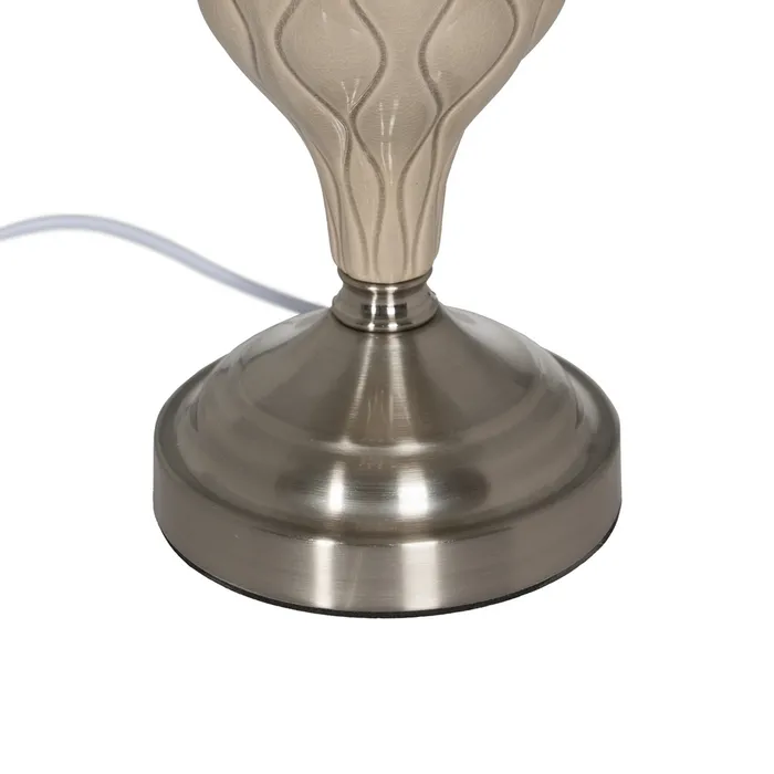Lampa bej-argintie moderna|Lampi elegante pentru decoruri contemporane [7]