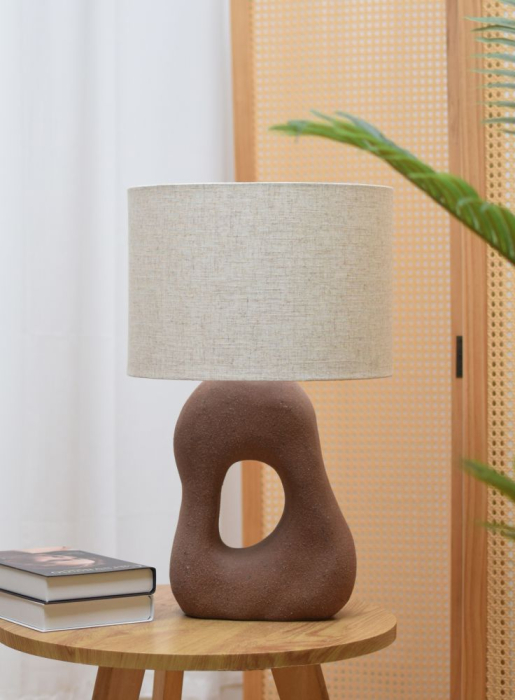 Lampă de masă din ceramică maro cu abajur textil bej – model PIERRE [2]