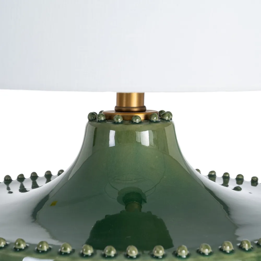 Lampă de masă din ceramică verde și metal cu abajur din stofă albă [6]