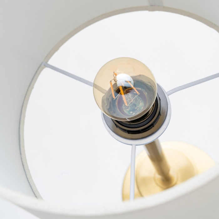 Lampă de masă din metal auriu cu abajur alb din stofă [6]