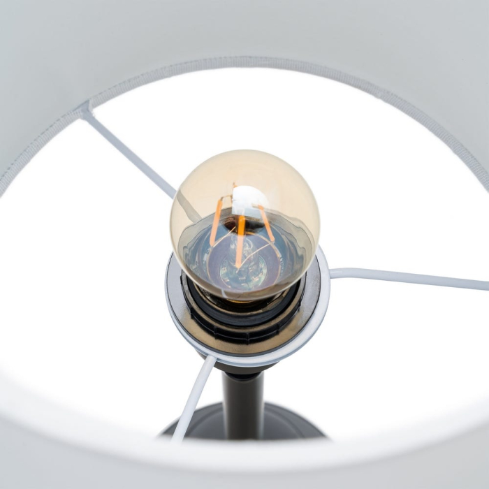 Lampă de masă din metal negru cu abajur alb din stofă [6]