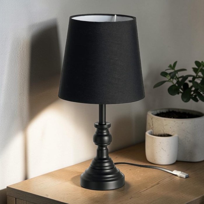 Lampă de masă din metal negru cu picior decorativ și abajur negru din stofă [2]