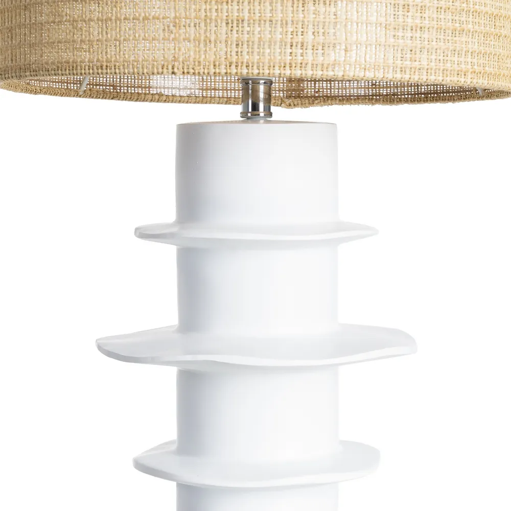Lampă de masă din rășină albă cu discuri decorative și abajur din ratan [2]