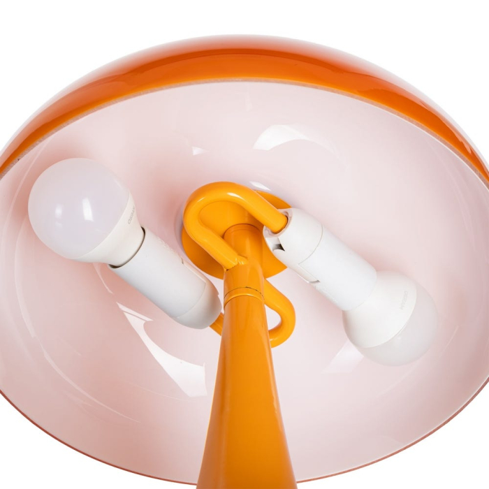 Lampă de masă portocalie cu bază metalică și abajur din sticlă [6]