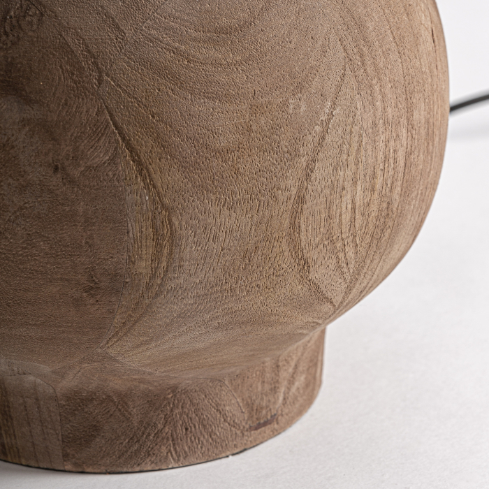 Lampa de podea artizanală cu bază sculpturală din lemn de mango și abajur din iută crem. [5]