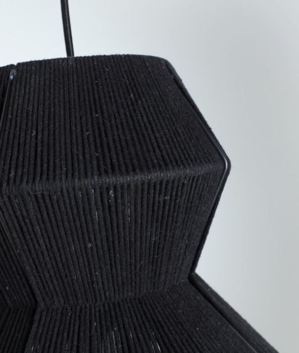 Lampă suspendată din bumbac negru SAYIL – lampă suspendată geometrică cu textură din bumbac negru și structură metalică [2]