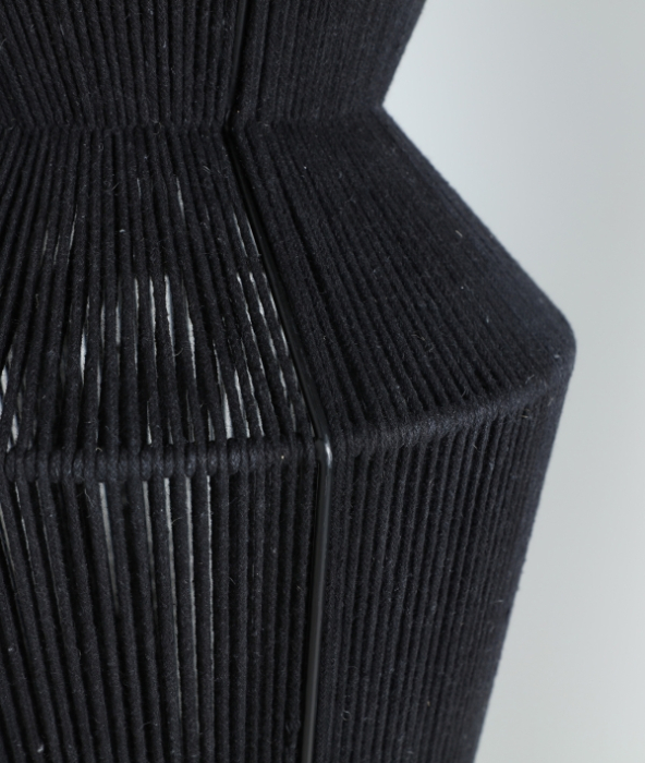 Lampă suspendată din bumbac negru SAYIL – lampă suspendată geometrică cu textură din bumbac negru și structură metalică [3]